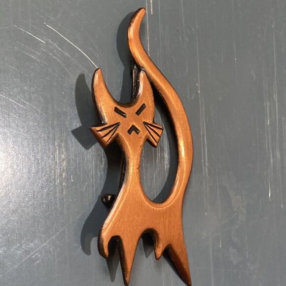 Vintage Copper Snooty Cat Pin - Picture 3 of 5